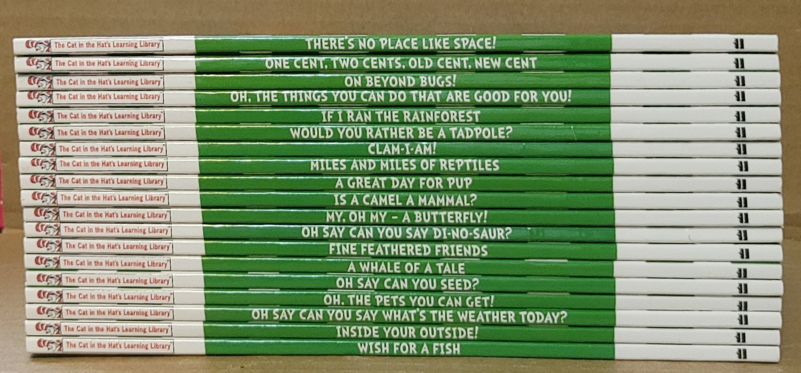 Dr Suess Cat in the Hat&rsquo;s Learning Library Set Lot Of 19 NO DUPLICATES