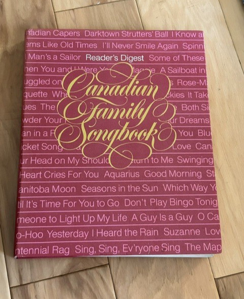 Vintage 1978 Reader&rsquo;s Digest Canadian Family Songbook – Great condition
