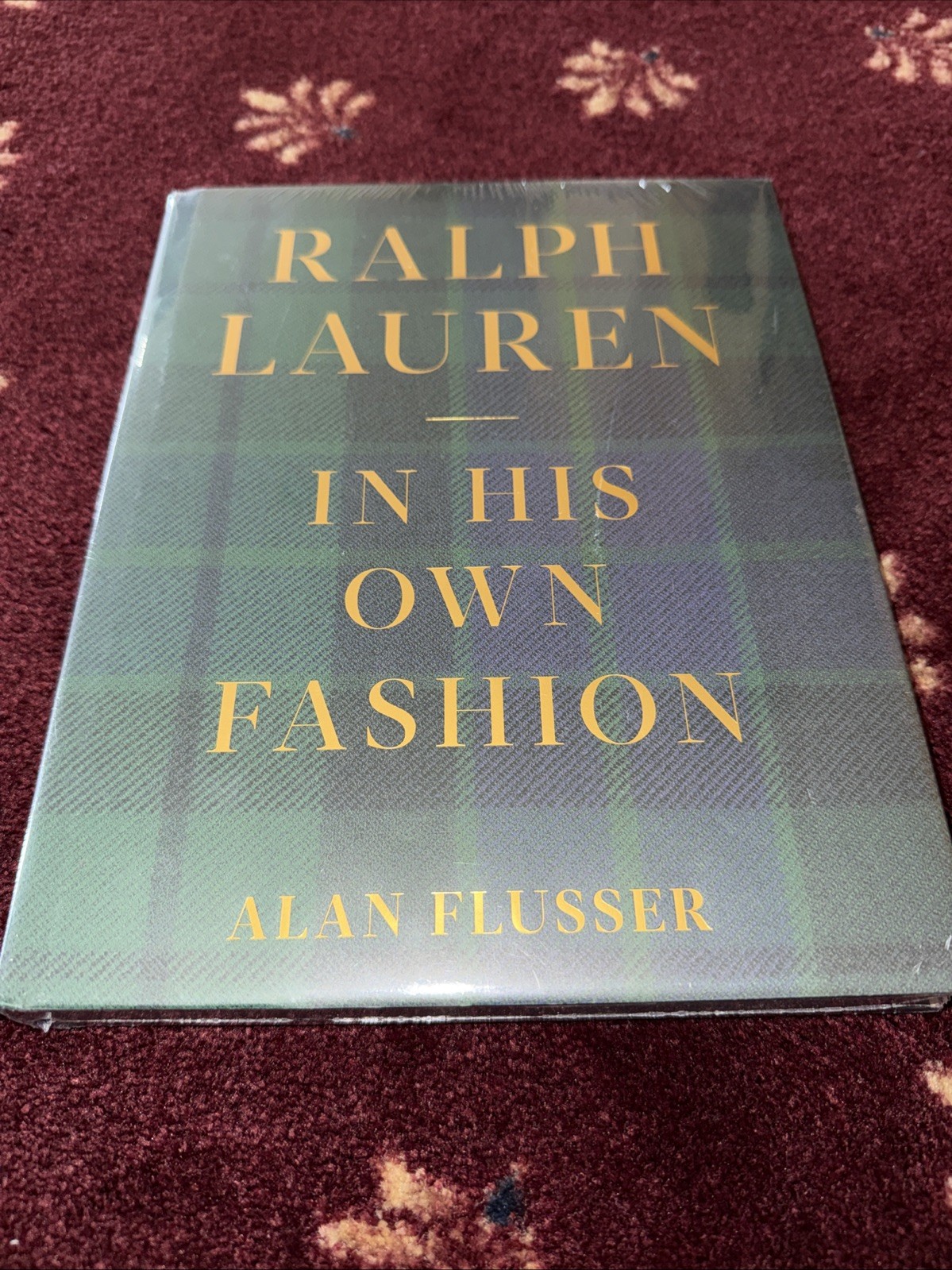 « Ralph Lauren: In His Own Fashion  » by Alan Flusser: How he branded « style » (HC)