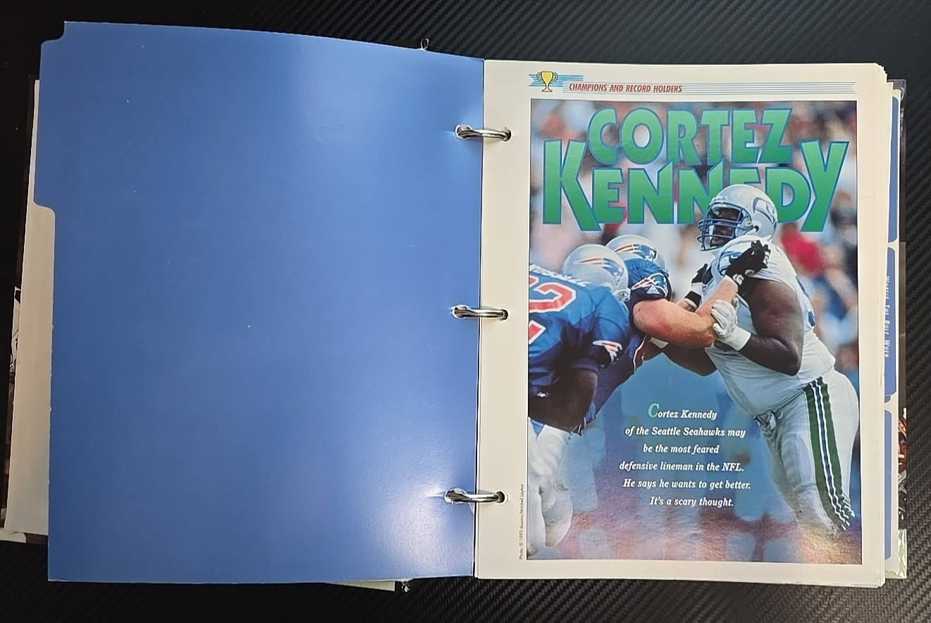 Vintage 1996 « Sports Pages: The Book For Sports Fans » Collector&rsquo;s Hardcover Bind