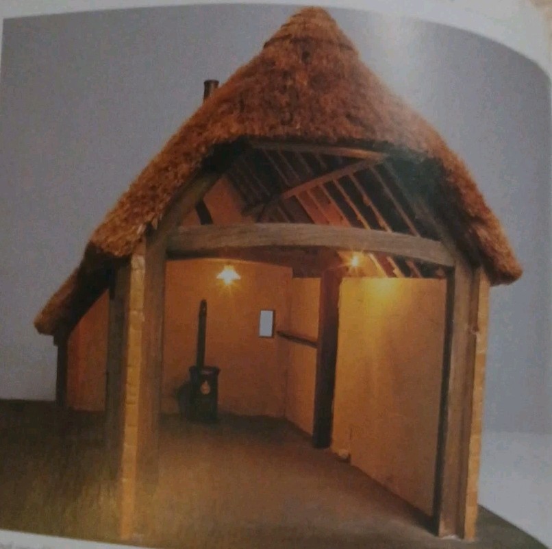 Making Character Dolls&rsquo; Houses in 1/12 Scale By Brian Nickolls.