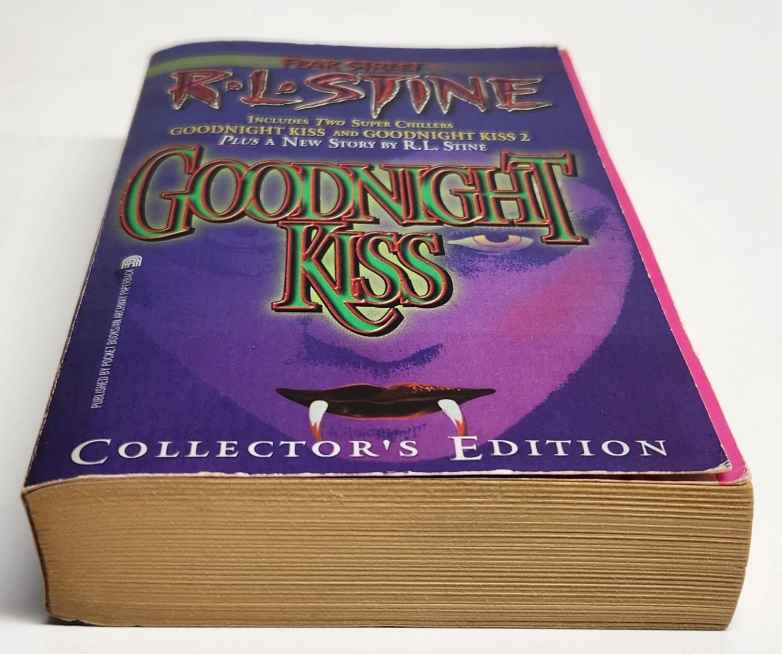 Fear Street Collector’s Edition Lot Of 2 – Goodnight Kiss Saga w/Poster RL Stine