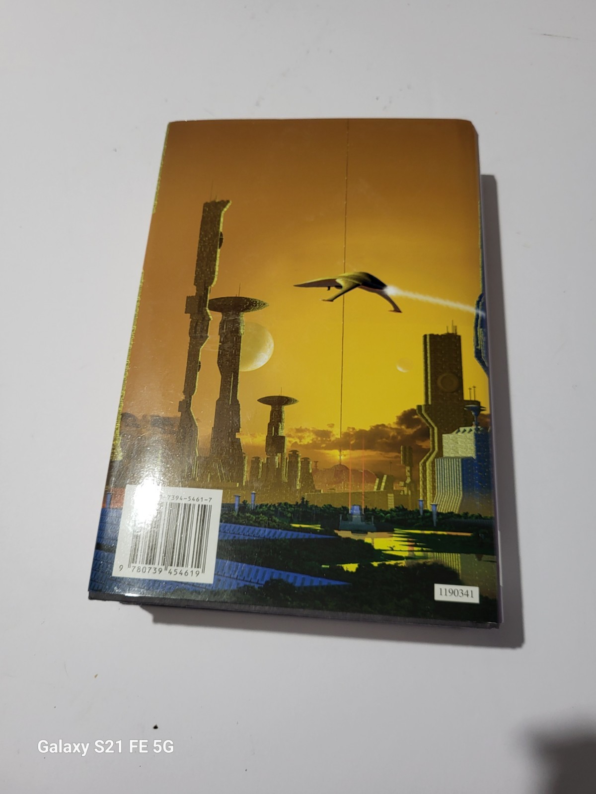 Year&rsquo;s Best SF 10 by David G. Hartwell and Kathryn Cramer (2005, Mass Market)