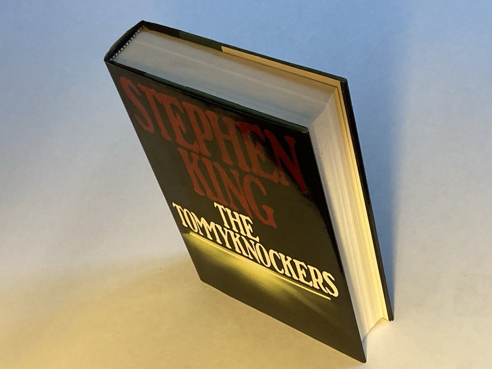 The Tommyknockers by Stephen King; 1st / 1st, 1987, NF / NF Condition