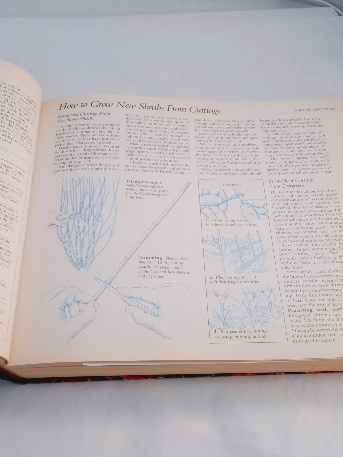 Vintage 1978 Reader&rsquo;s Digest Illustrated Guide to Gardening Hardcover; 672 pages