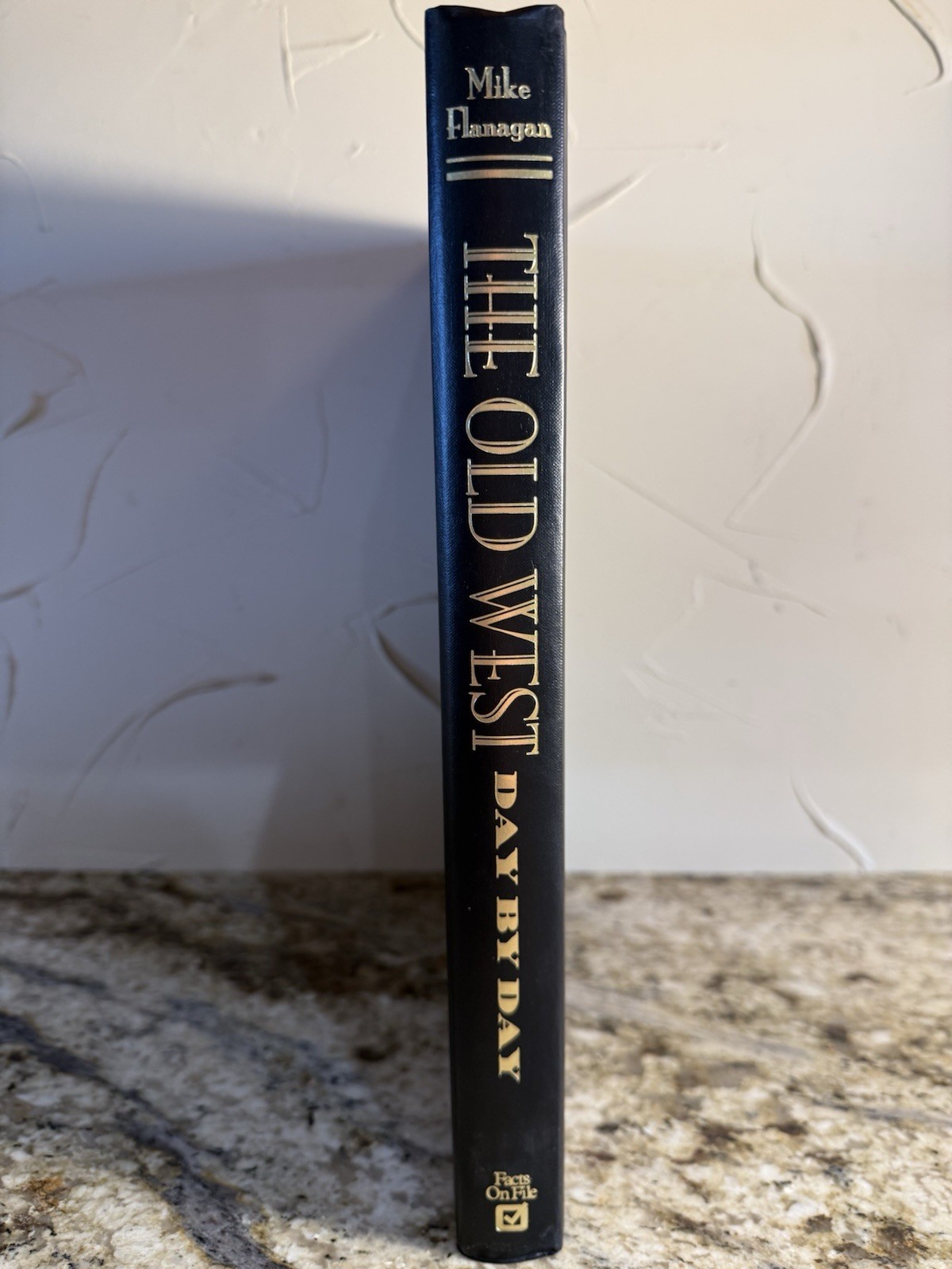 Old West: Day by Day by Mike Flanagan (1995, Hardcover)
