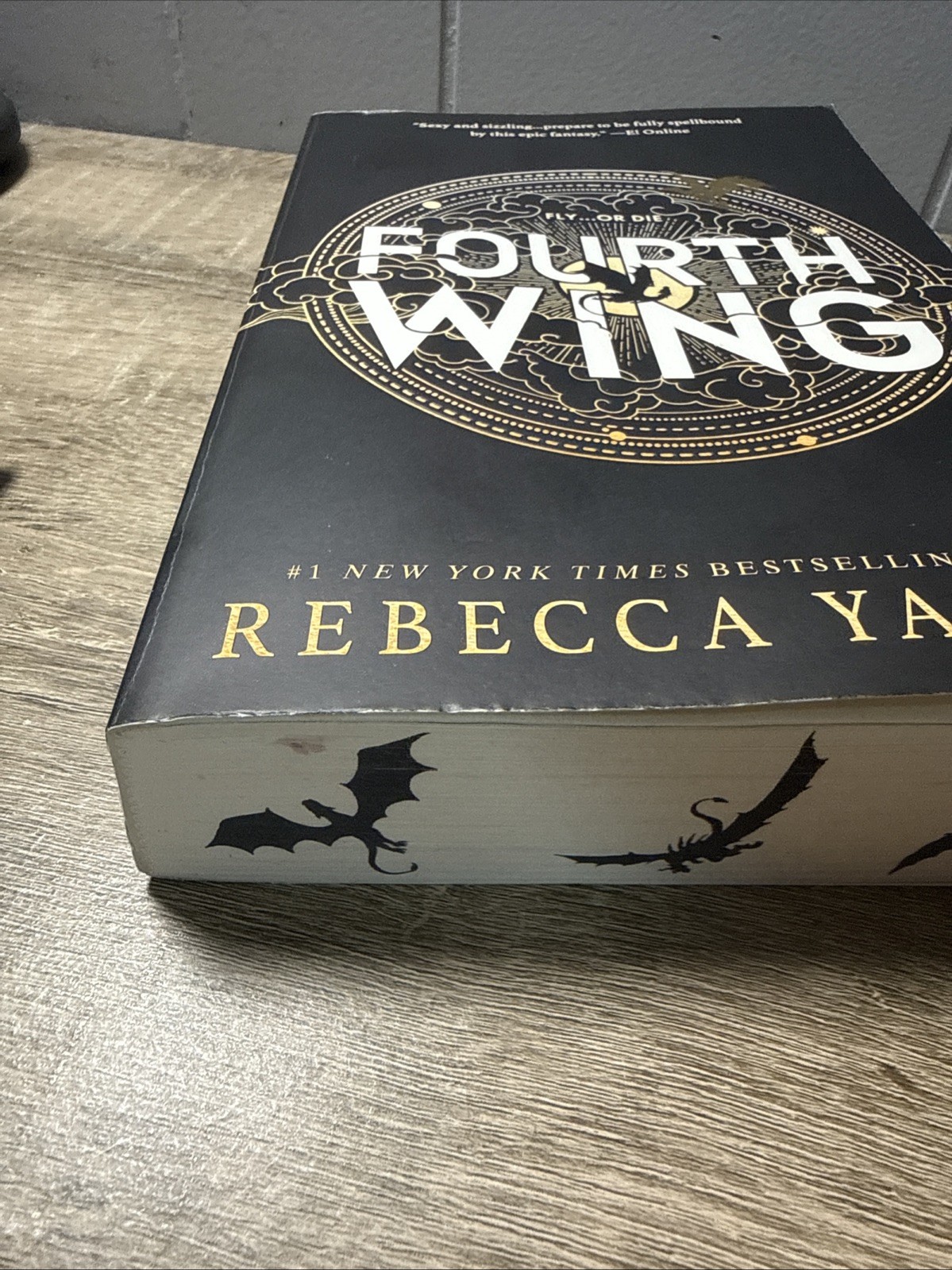 Fourth Wing Special Limited 1st Edition Paperback- Sprayed Edge