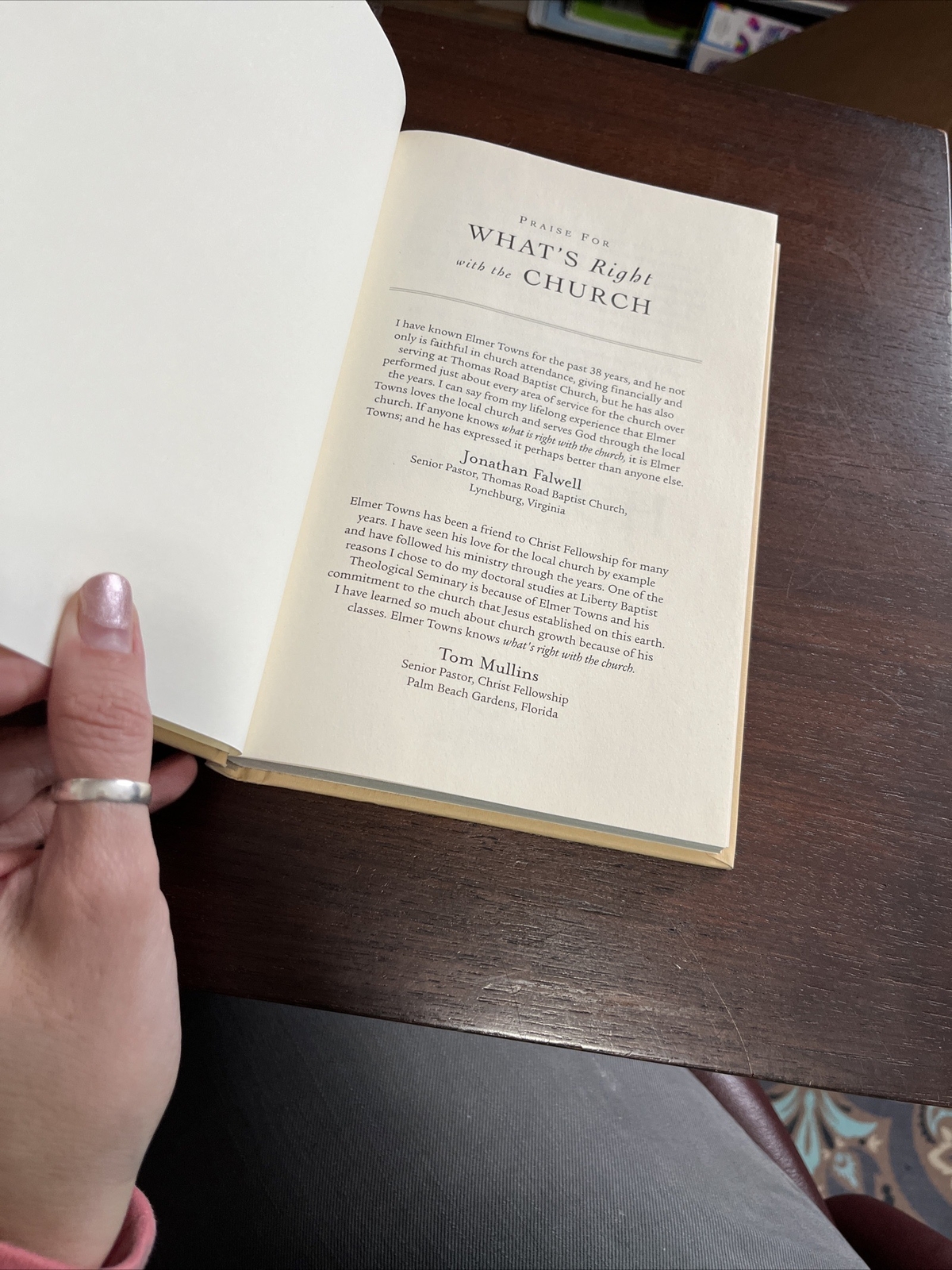 WHAT&rsquo;S RIGHT WITH THE CHURCH: A MANIFESTO OF HOPE By Elmer L. Towns – Hardcover