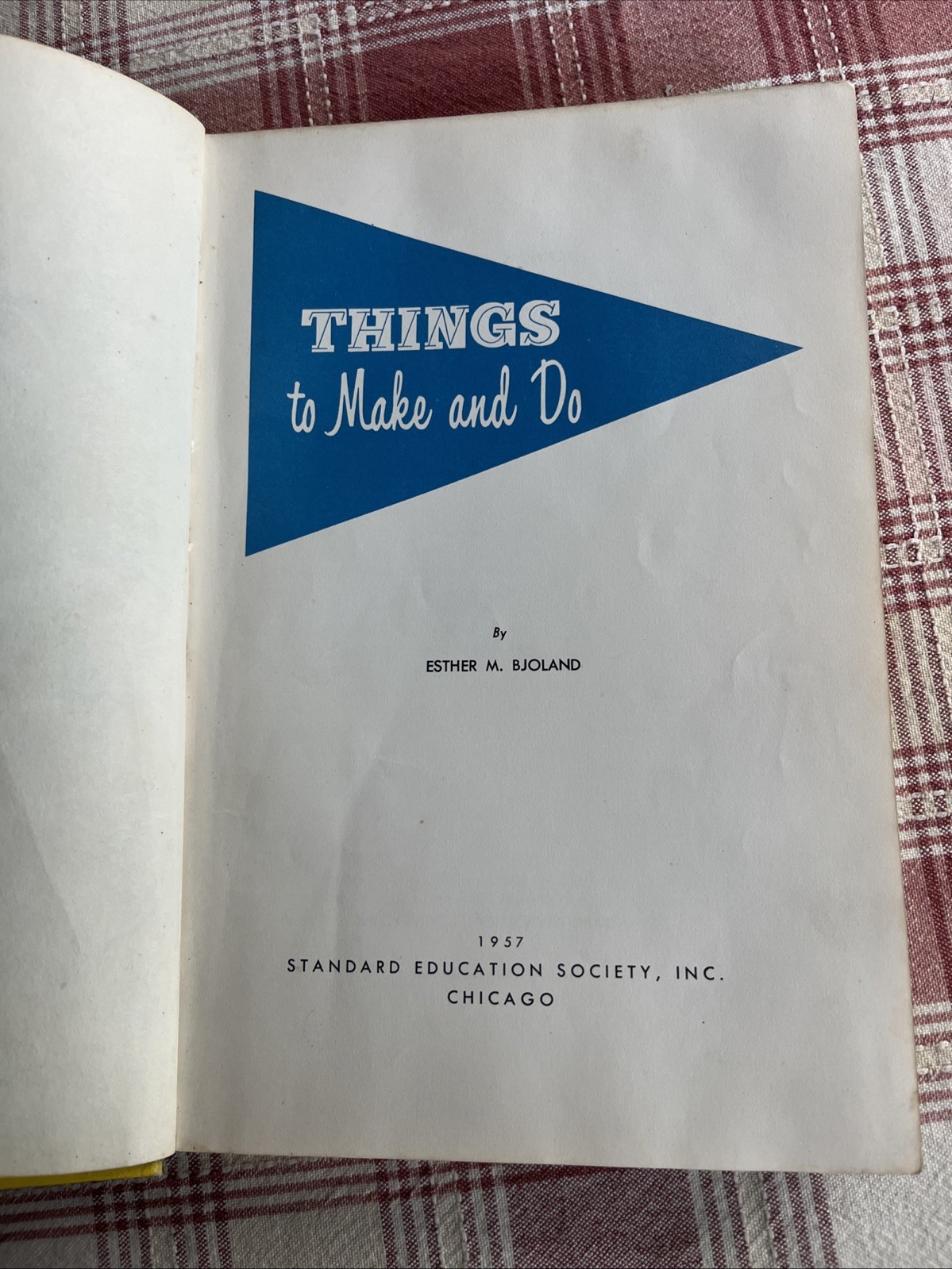 Vintage 1960 Things to Make and Do Child Horizons Hardcover Book