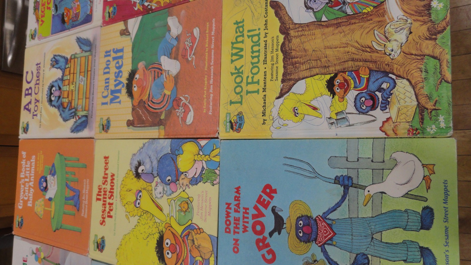 Sesame Street Book Club 1980&rsquo;s Set of 26 Books See Below for Titles & Condition