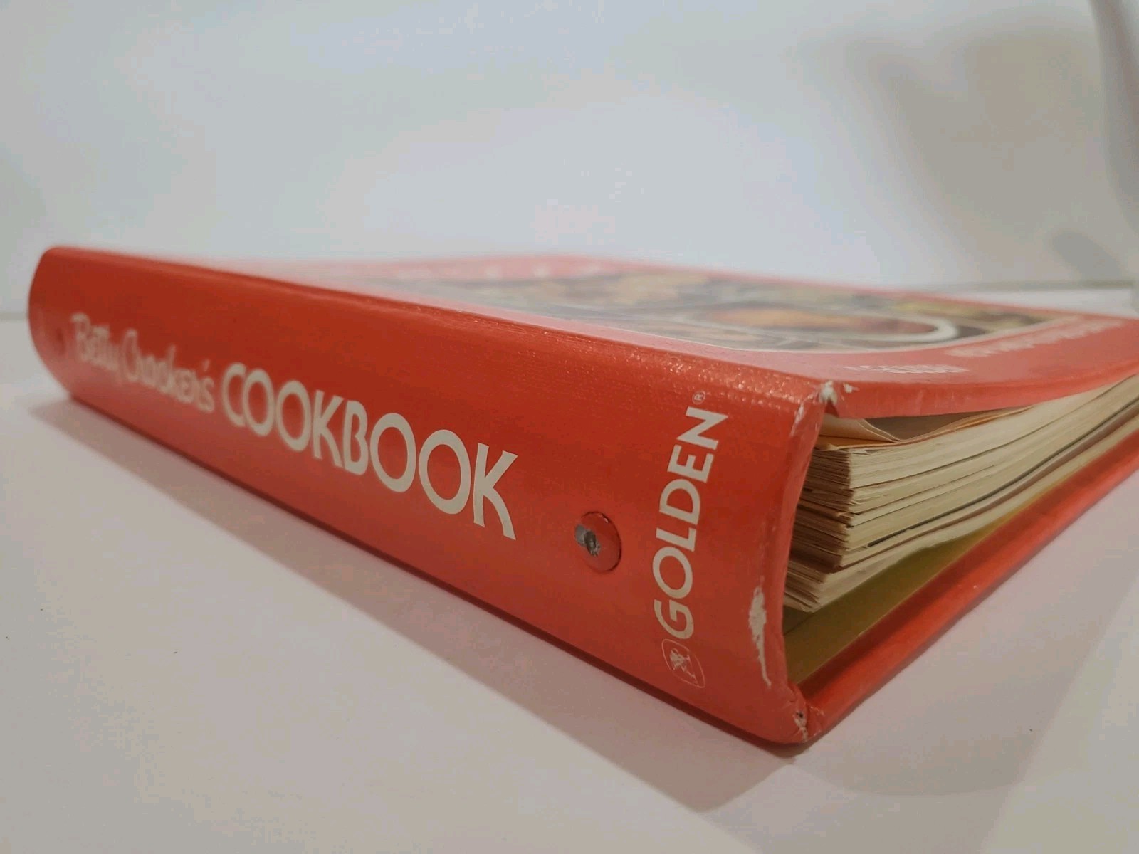 « Betty Crocker&rsquo;s Cookbook – New & Revised Edition » binder cook book, 1970&rsquo;s