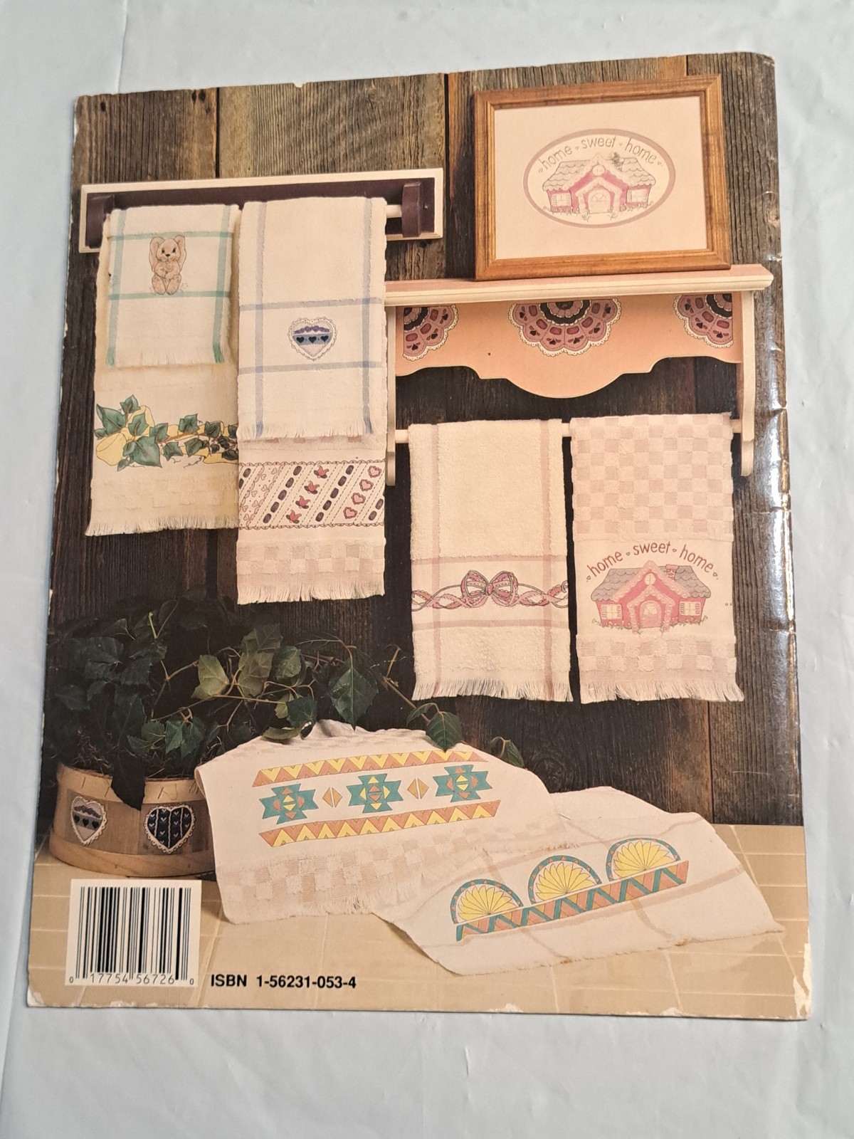 Don&rsquo;t Throw in the Towel 16 Iron-On Transfers Hand Towels Arts & Crafts