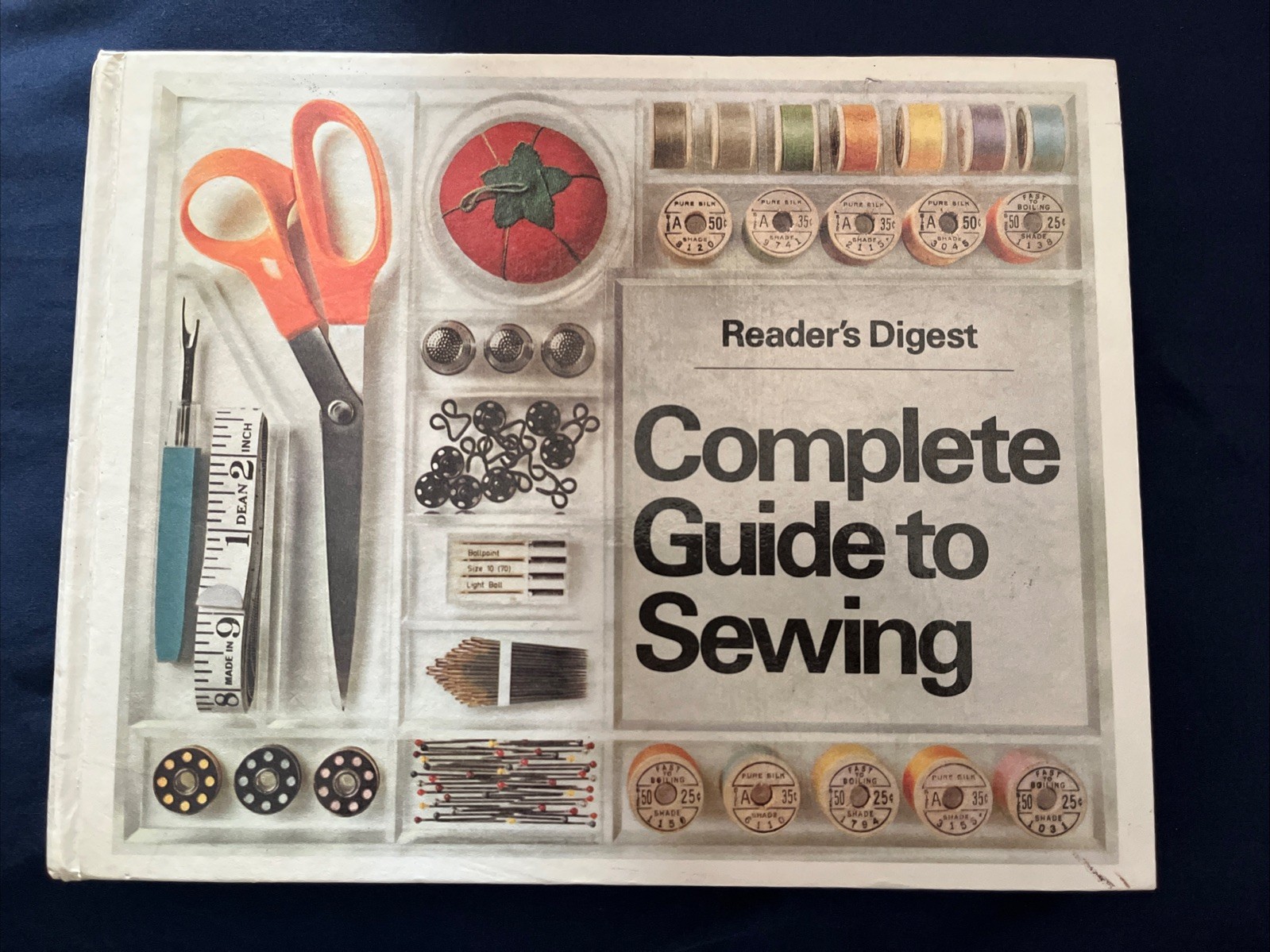 Vintage Reader&rsquo;s Digest Complete Guide to Sewing by Reader&rsquo;s Digest Editors 1976