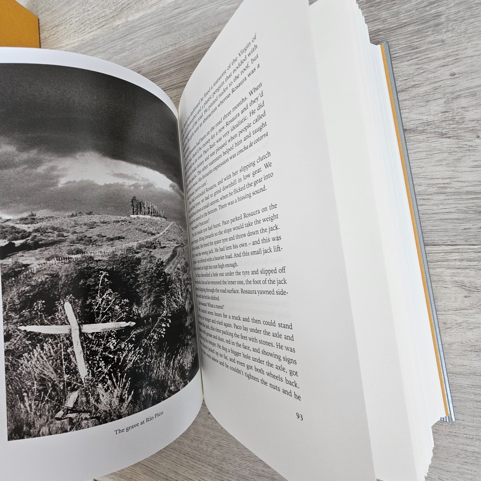  » In Patagonia » by Bruce Chatwin, Folio Society -Beautiful! HC/slipcase