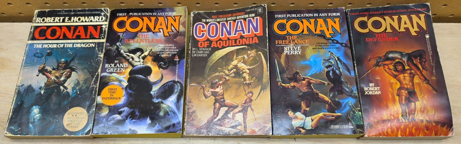 32 Vintage « CONAN the BARBARIAN » Book Lot Robert E Howard SHIPS NEXT DAY