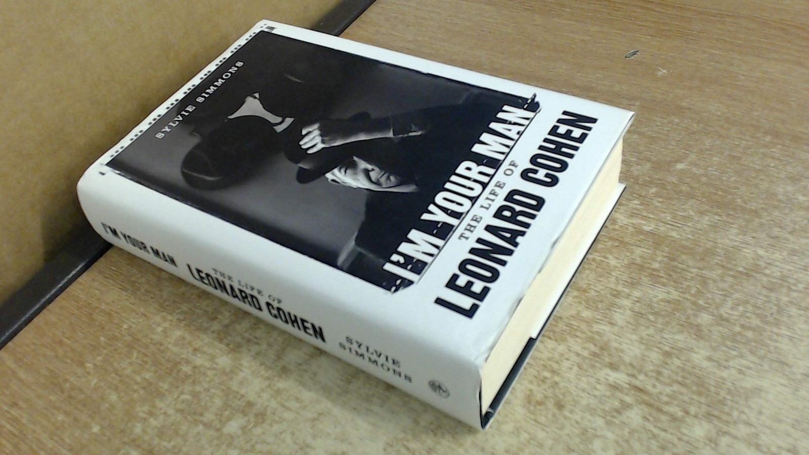 I&rsquo;m Your Man: The Life of Leonard Cohen