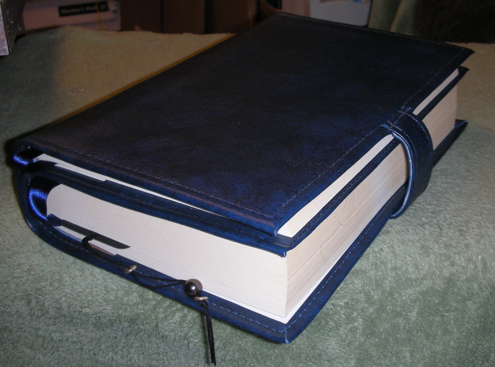 Deluxe ALCOHOLICS ANONYMOUS Big Book Ed 4 & 12 Steps & 12 Traditions in Holder