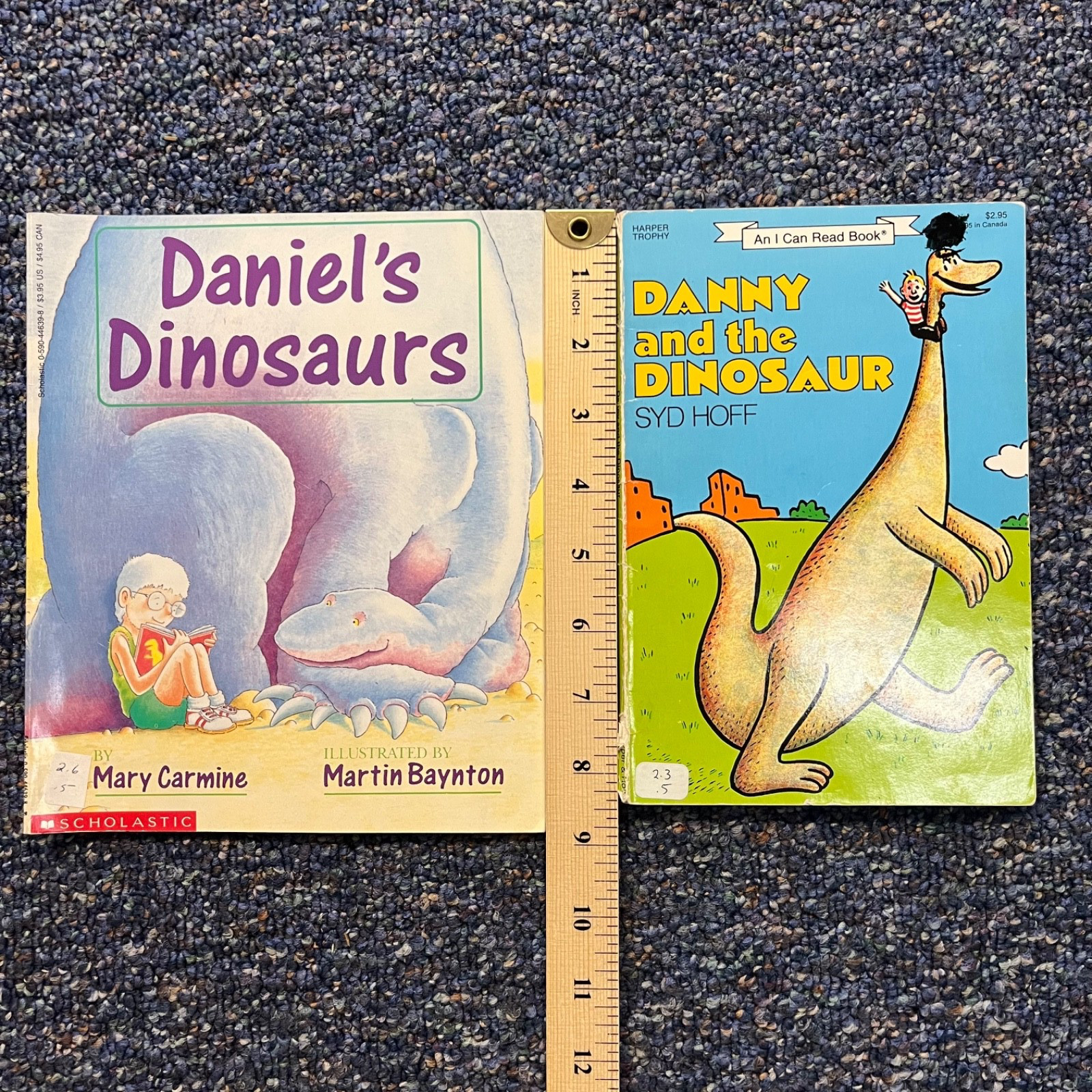 Dinosaur lot 10 book set, Fiction/nonfiction mix, Dino Tyrannosaurus Stegosaurus