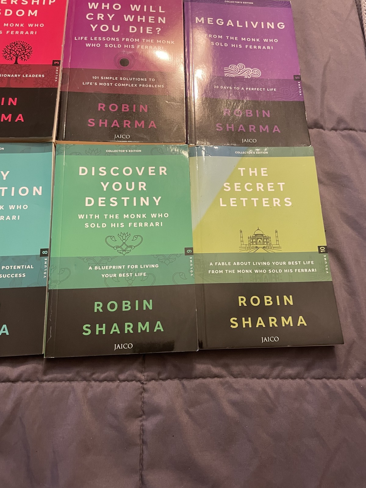 Robin Sharma Collector&rsquo;s Edition 10 Volume Pack The Monk Who Sold His Ferrari