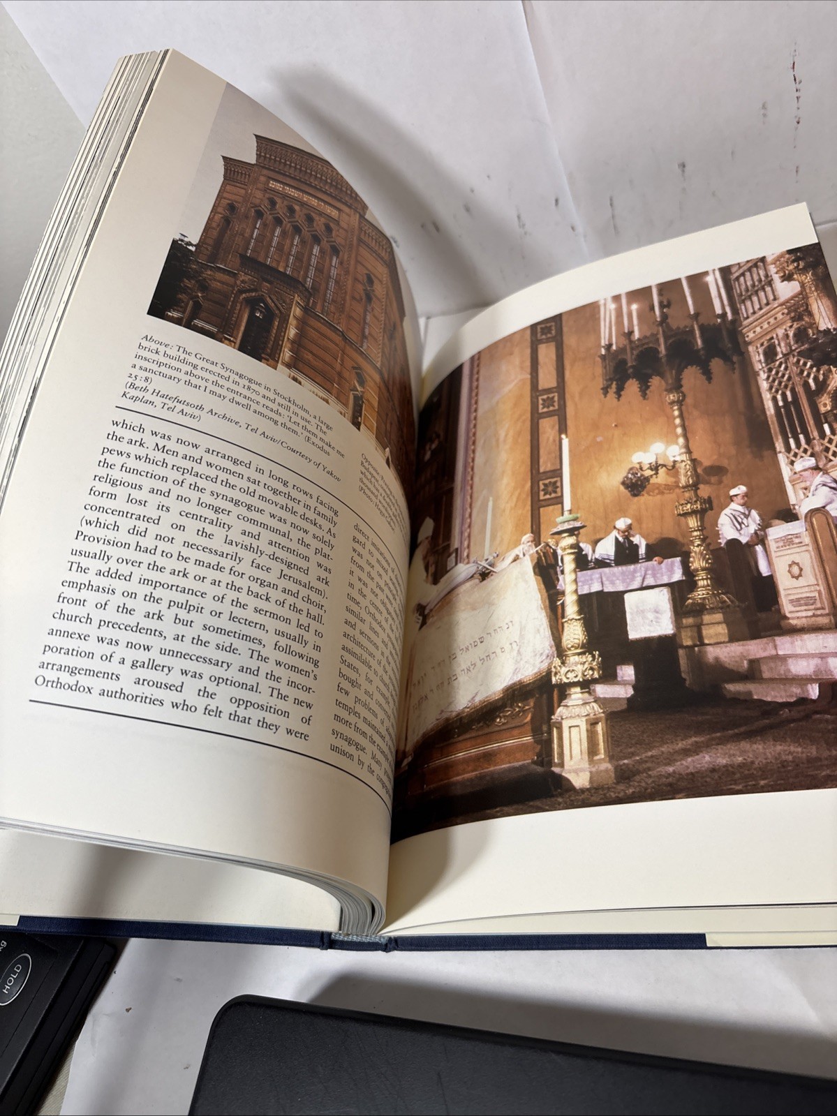 The Story of the Synagogue: A Diaspora Museum Book by Wigoder, Geoffrey JUDAISM