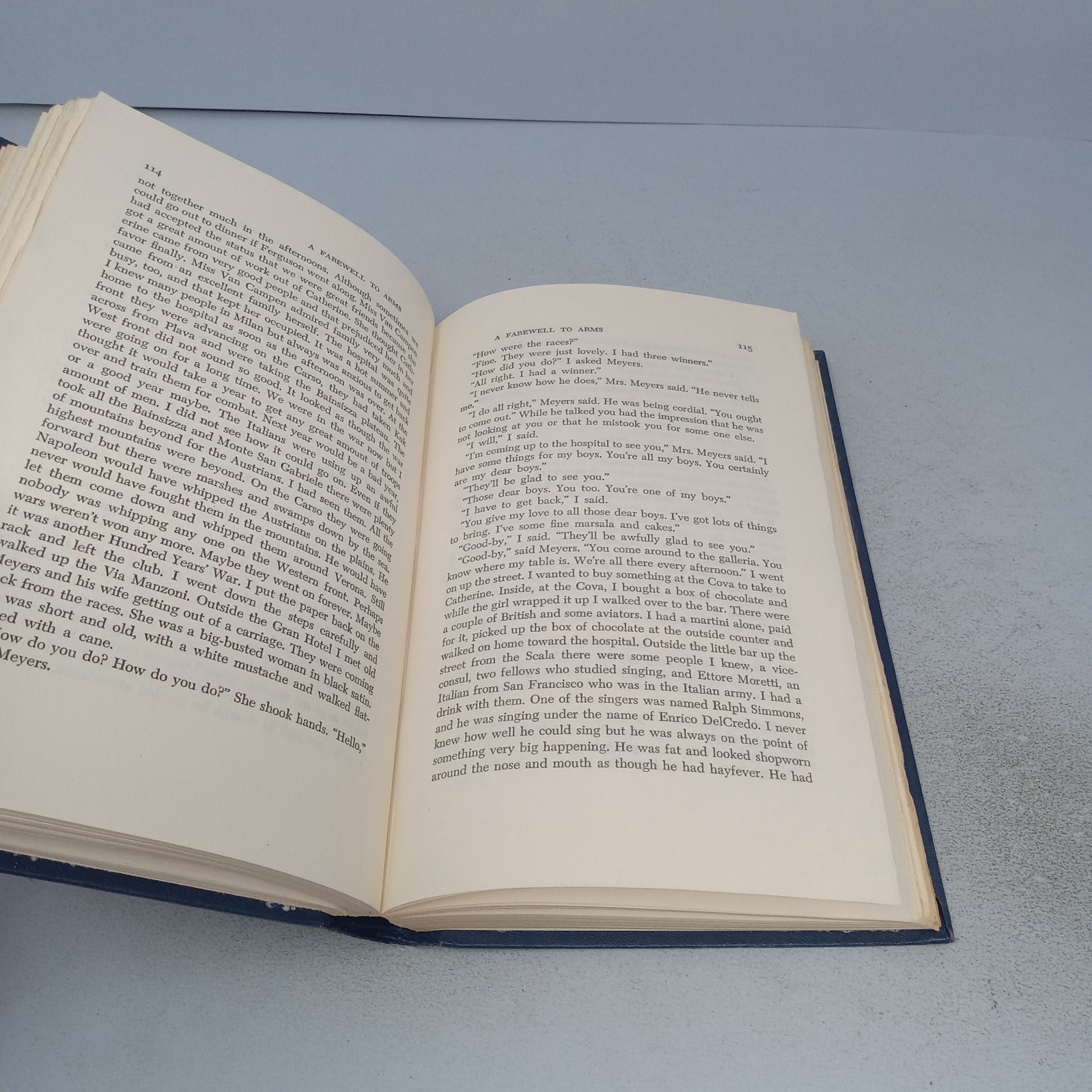 A Farewell to Arms: 1957 Charles Scribner&rsquo;s Sons Hardcover by Ernest Hemingway