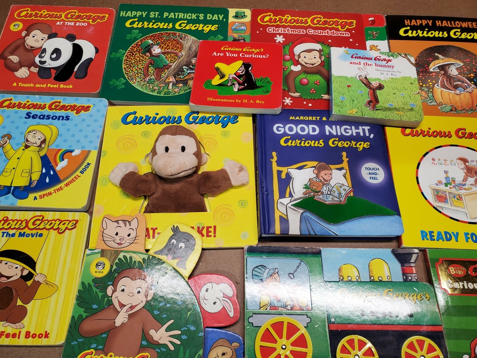 Lot of 10 CURIOUS GEORGE Board Books by Margret & H. A. Rey « Random Mix »