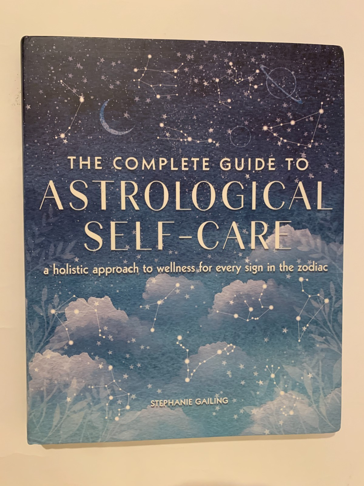 4 Book Bundle Astronomy, Astrology and Card vital Information