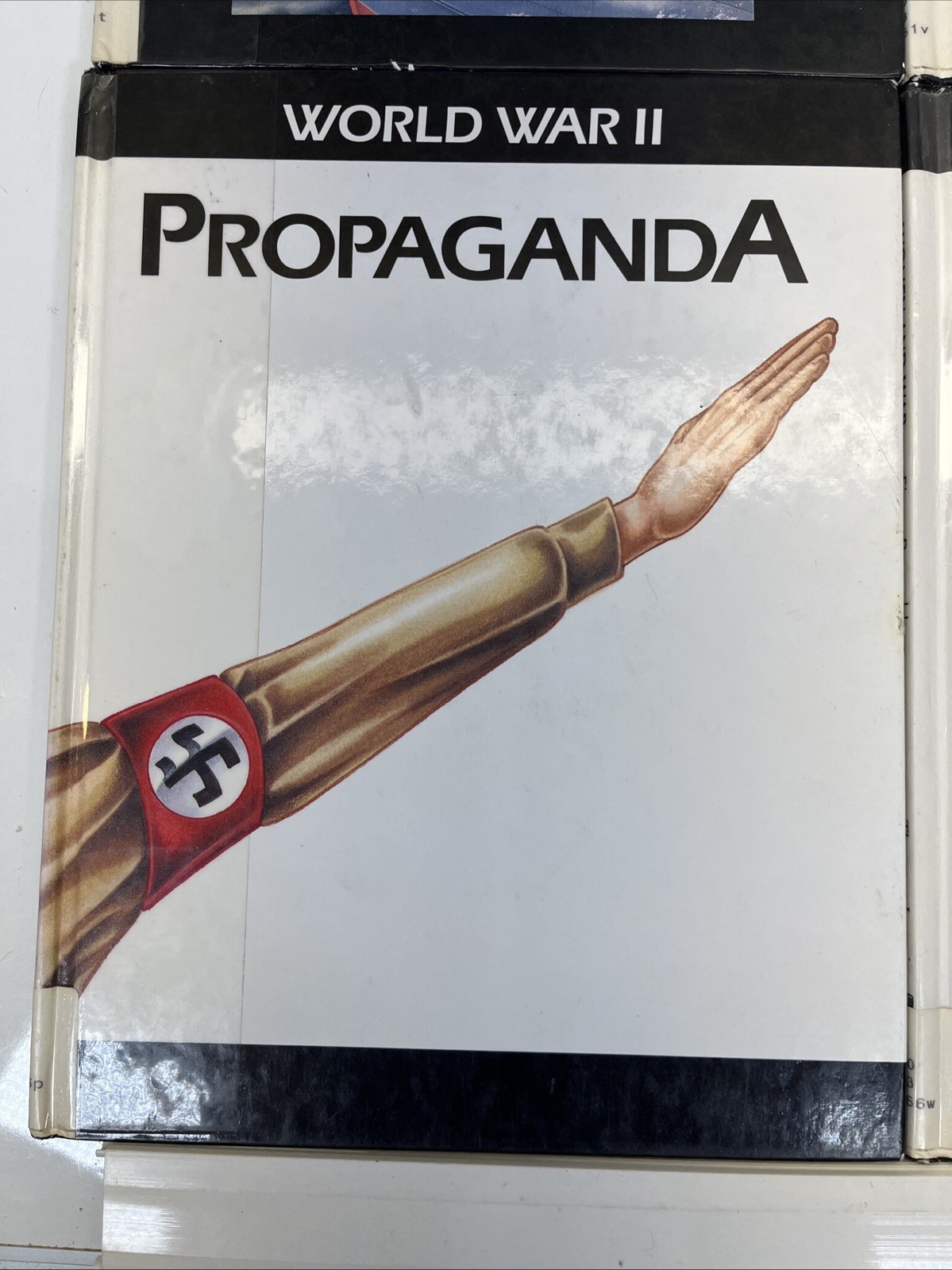 5 Library Edition World War II « Victims of War »  » World Leaders » « Propaganda »