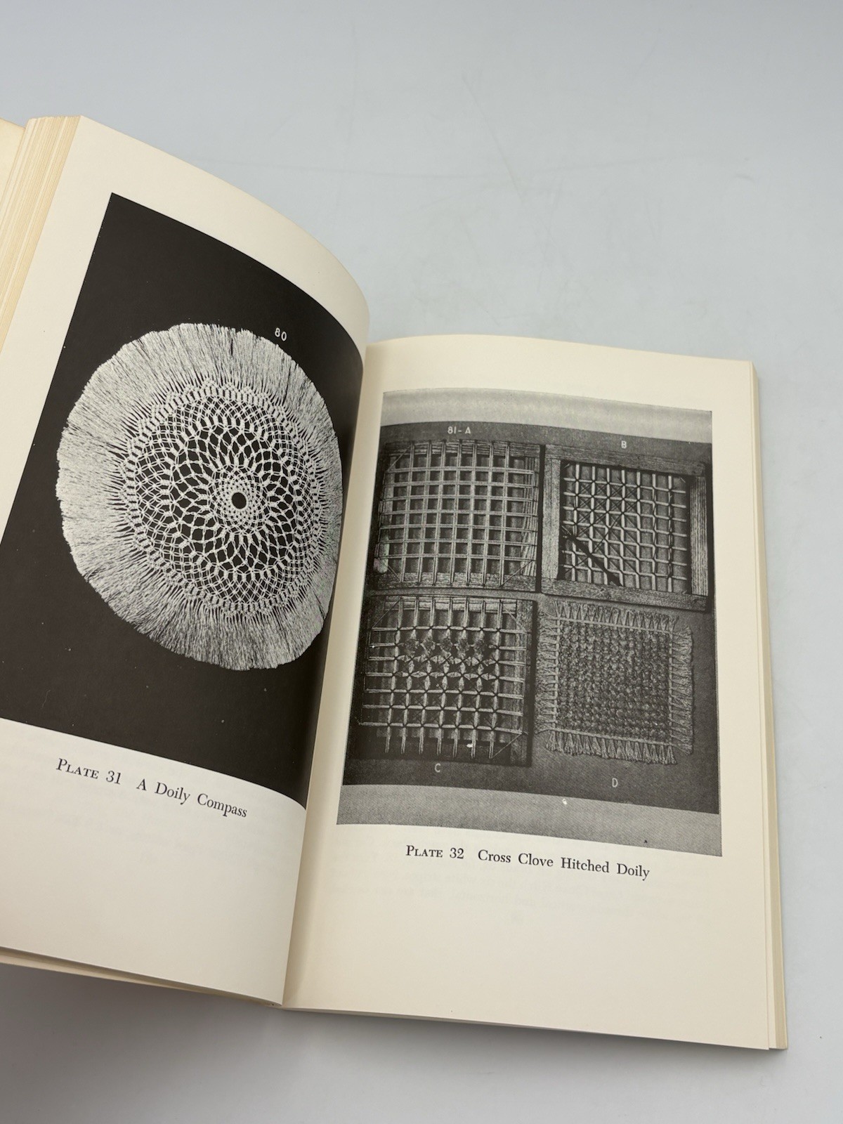 Square Knotting Or Macrame – Raoul Graumont (1949) Vintage Paperback