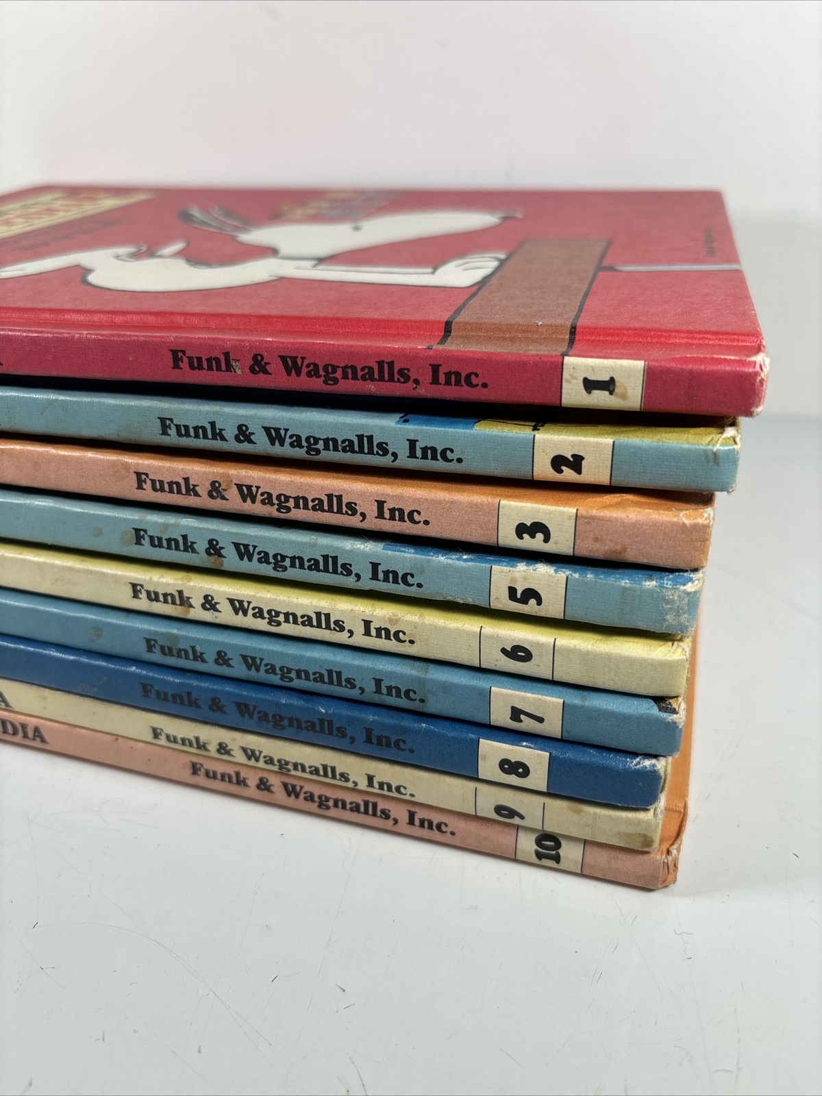 Charlie Brown&rsquo;s Cyclopedia Set Books 1-3 5-10 Vintage Collectible Complete Lot 9