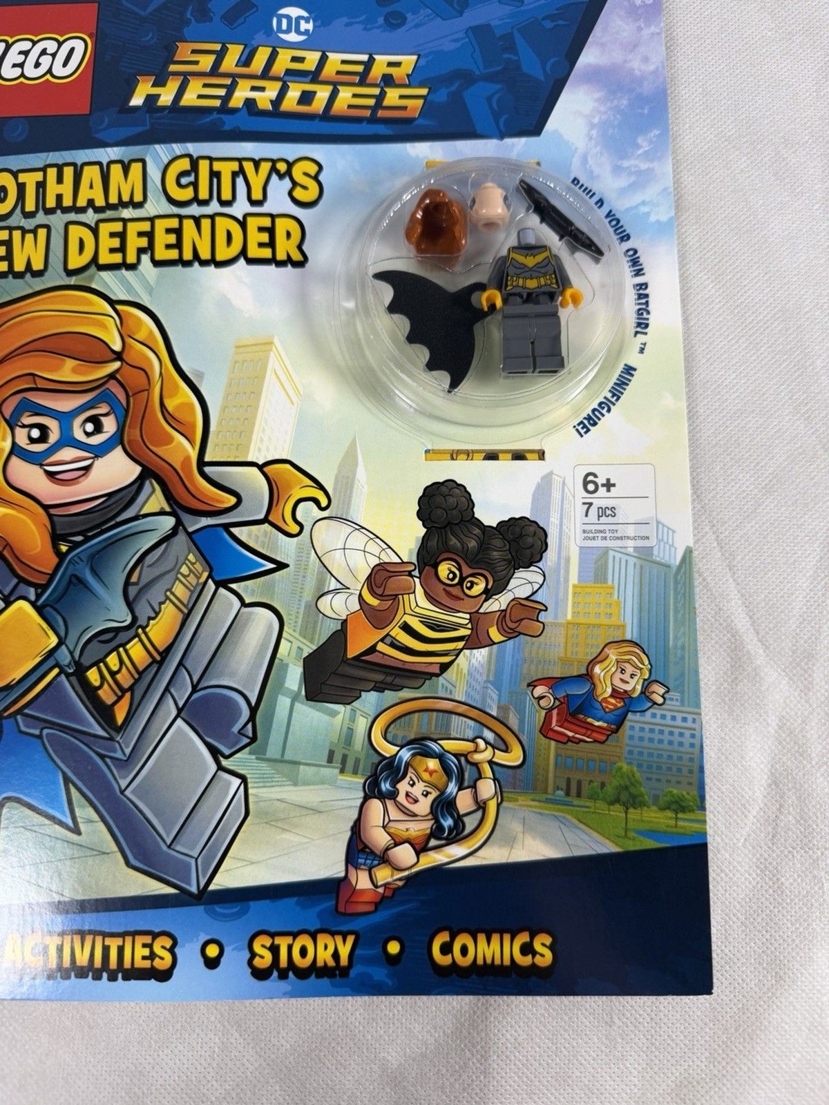 LEGO DC Super Heroes: Gotham City&rsquo;s New Defender by AMEET . NEW