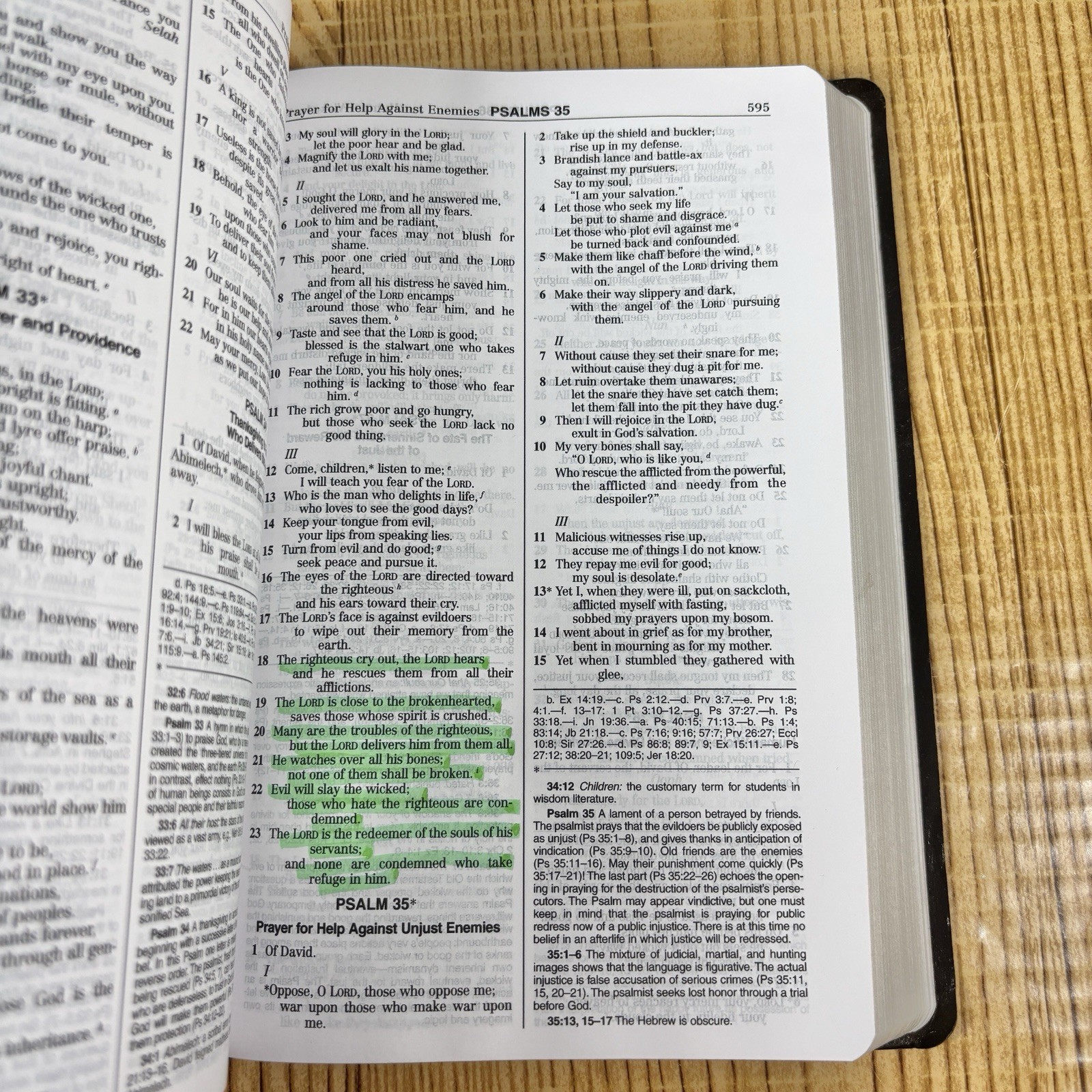The New American BIBLE NAB Official Catholic Bible Catholic Word Press 2011