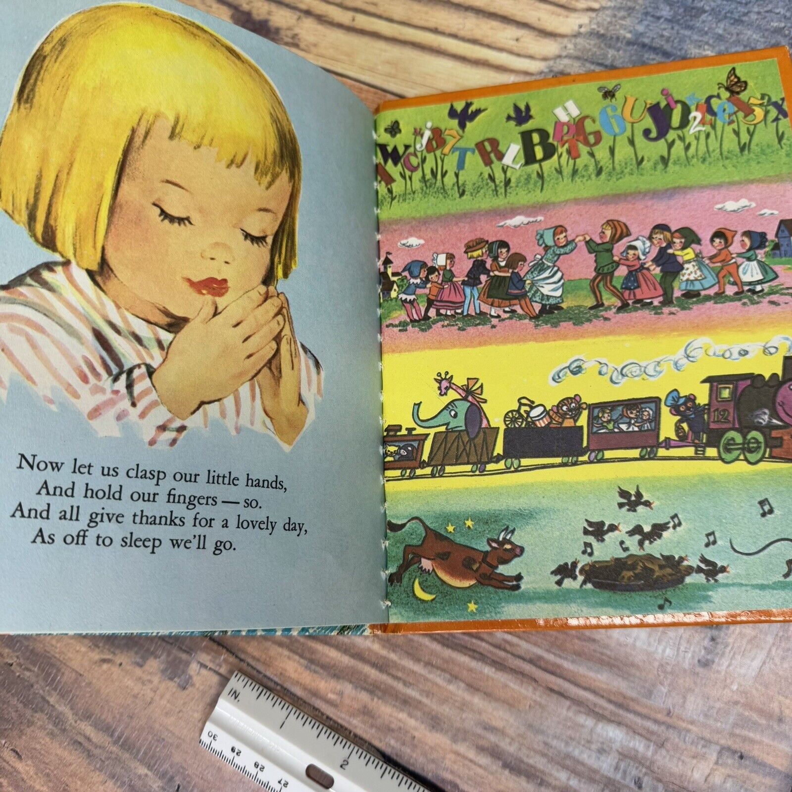 Vintage Ten Little Fingers a Book of Finger Plays Children&rsquo;s HC 1977