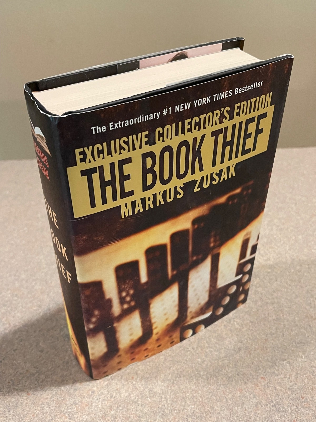 The Book Thief by Markus Zusak (Exclusive Collector&rsquo;s Edition 1st Printing HC)