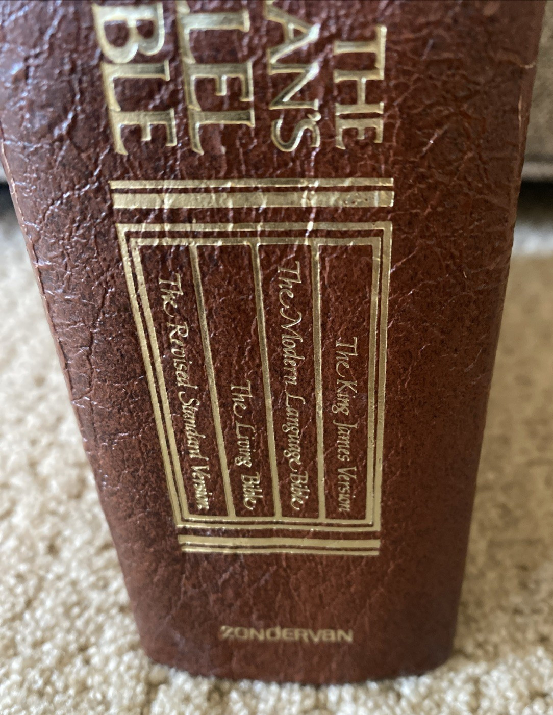 The Layman&rsquo;s Parallel Bible KJV, MLB, TLB, RSV 1973 Zondervan Hardcover