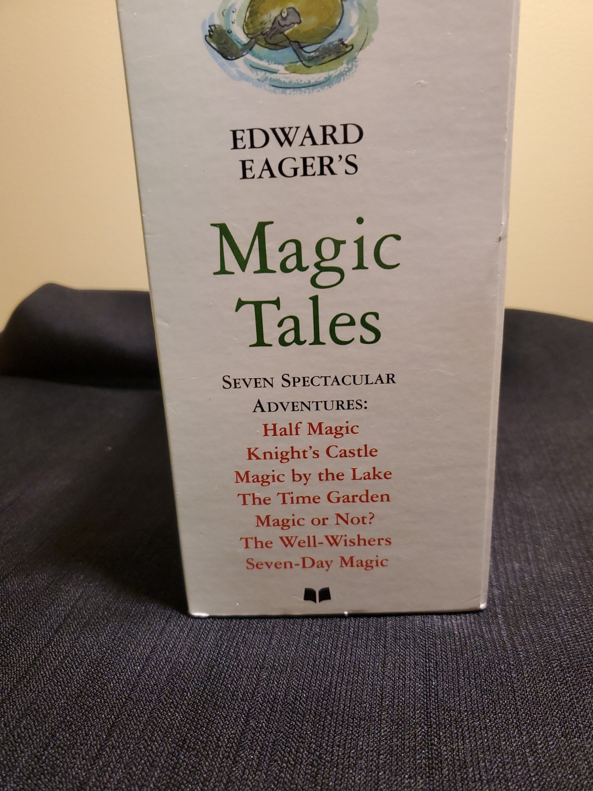 Edward Eager&rsquo;s Magic Tales Box Set 7 Paperback Books W/ Slipcase Scholastic