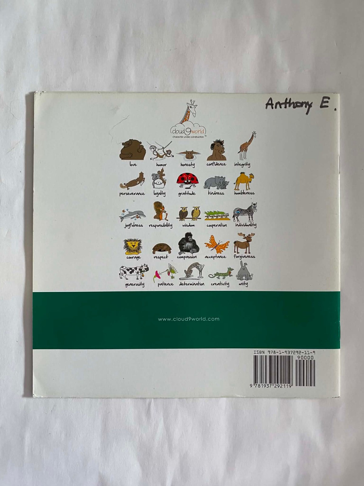 Cloud 9 World – Confidence – Manuela and Harry The Horse Paper back book – GOOD