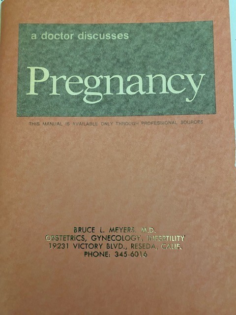 Vintage « A Doctor Discusses Pregnancy » Booklet Book NEW 146 pages