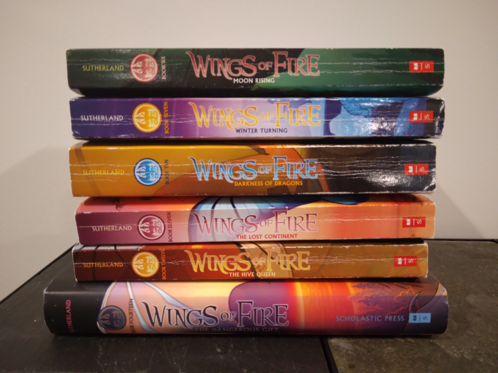 6X Wings of Fire Books – 6, 7, 10, 11, 12, 14 – Sutherland – ACCEPTABLE