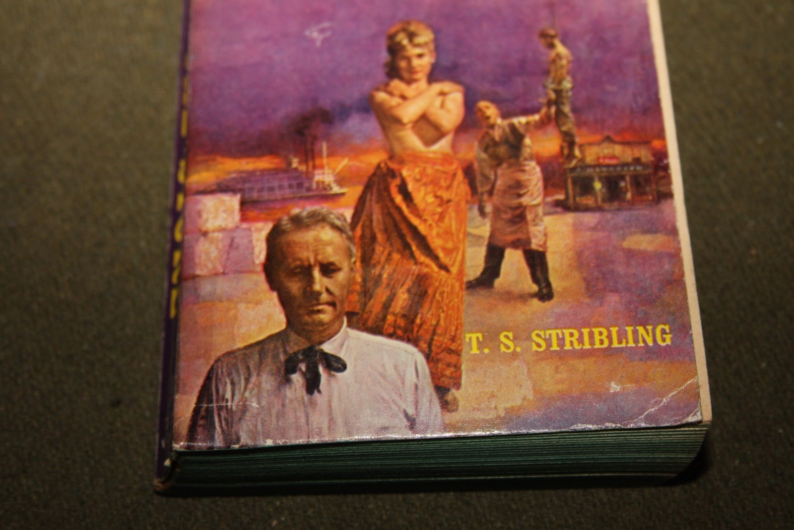 The Store by T. S. Stribling 1960&rsquo;s PB Avon V-2046 1933 Pulitzer Prize Winner