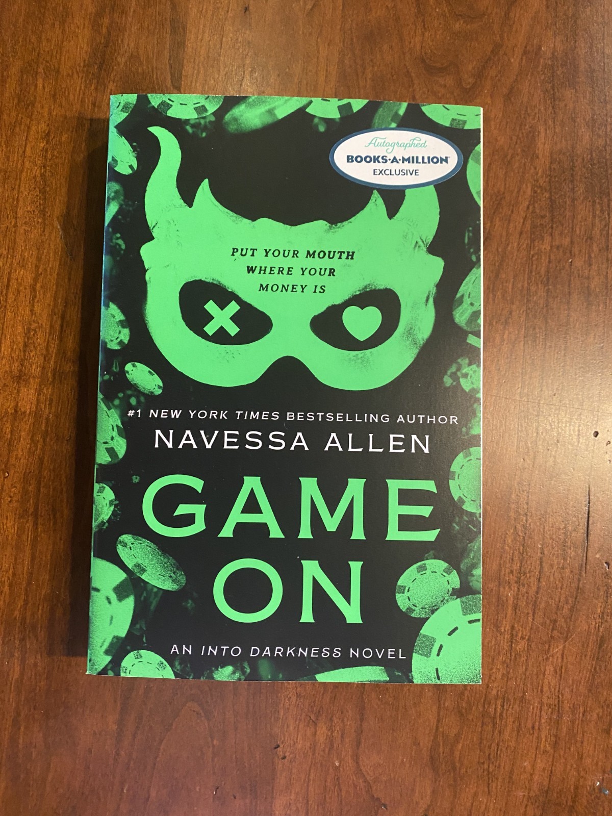 Navessa Allen « Game On » Books-A-Million Exclusive Autograph
