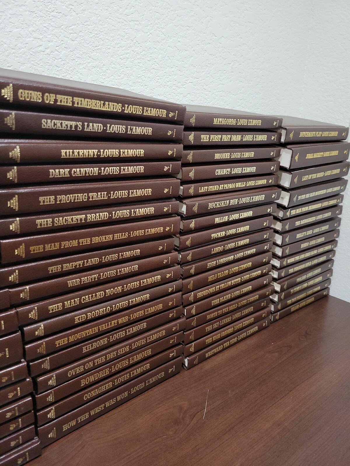 LOUIS L&rsquo;AMOUR LEATHERETTE BOOKS *You choose from drop down *updated titles 9/11