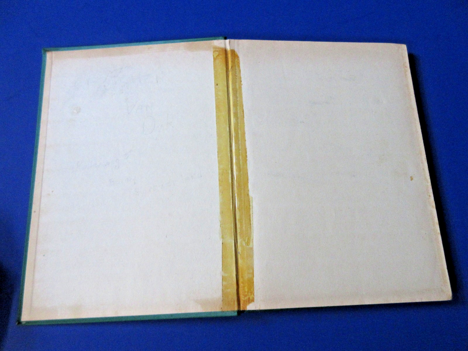 Vintage Stamp Book Album 16 Pages 7&Prime; x 10&Prime;