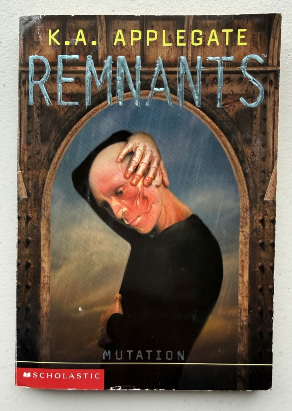 Lot of 6 Vtg KA Applegate REMNANTS ppbs #1-5 + 13 (Animorphs) 4 are 1st print