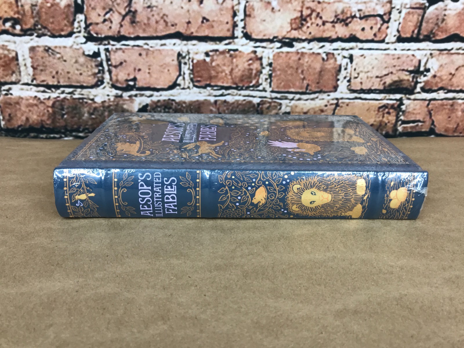 AESOP&rsquo;S ILLUSTRATED FABLES by Aesop Leather Bound Collectible NEW
