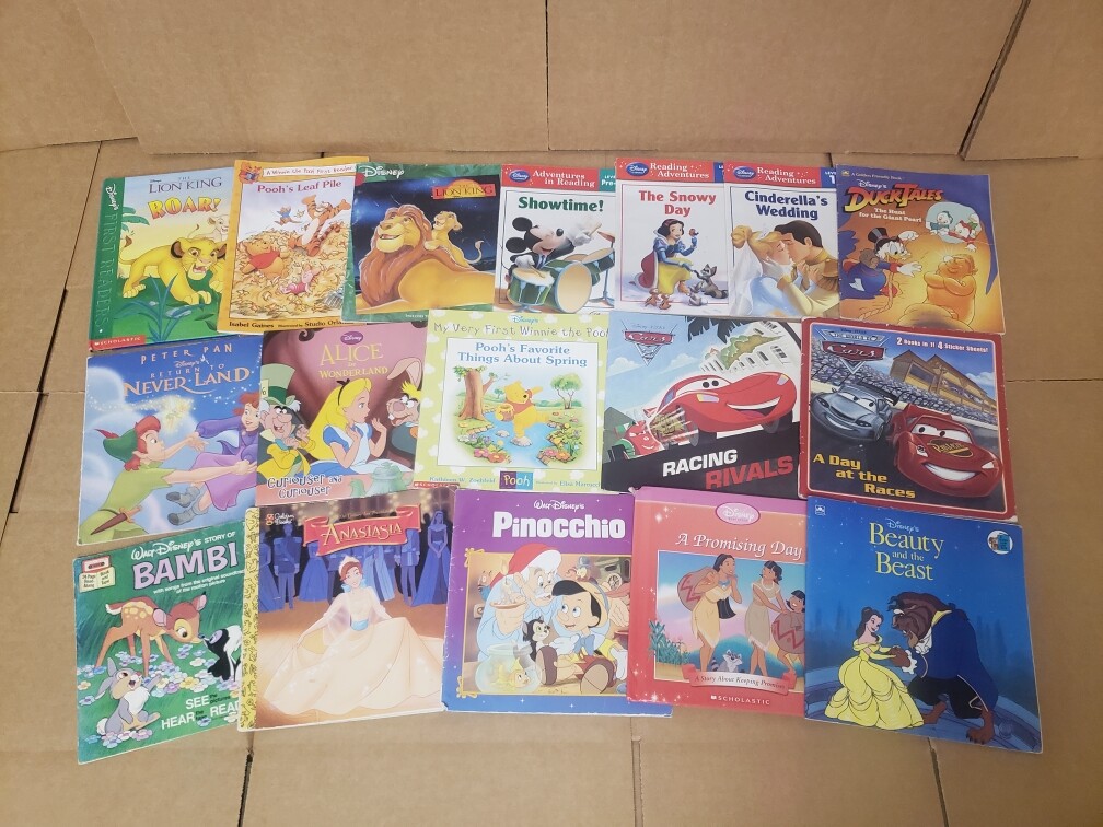 Lot of 10 Walt Disney Popular Cartoon Children Kids Books-MIX *RANDOM* UNSORTED
