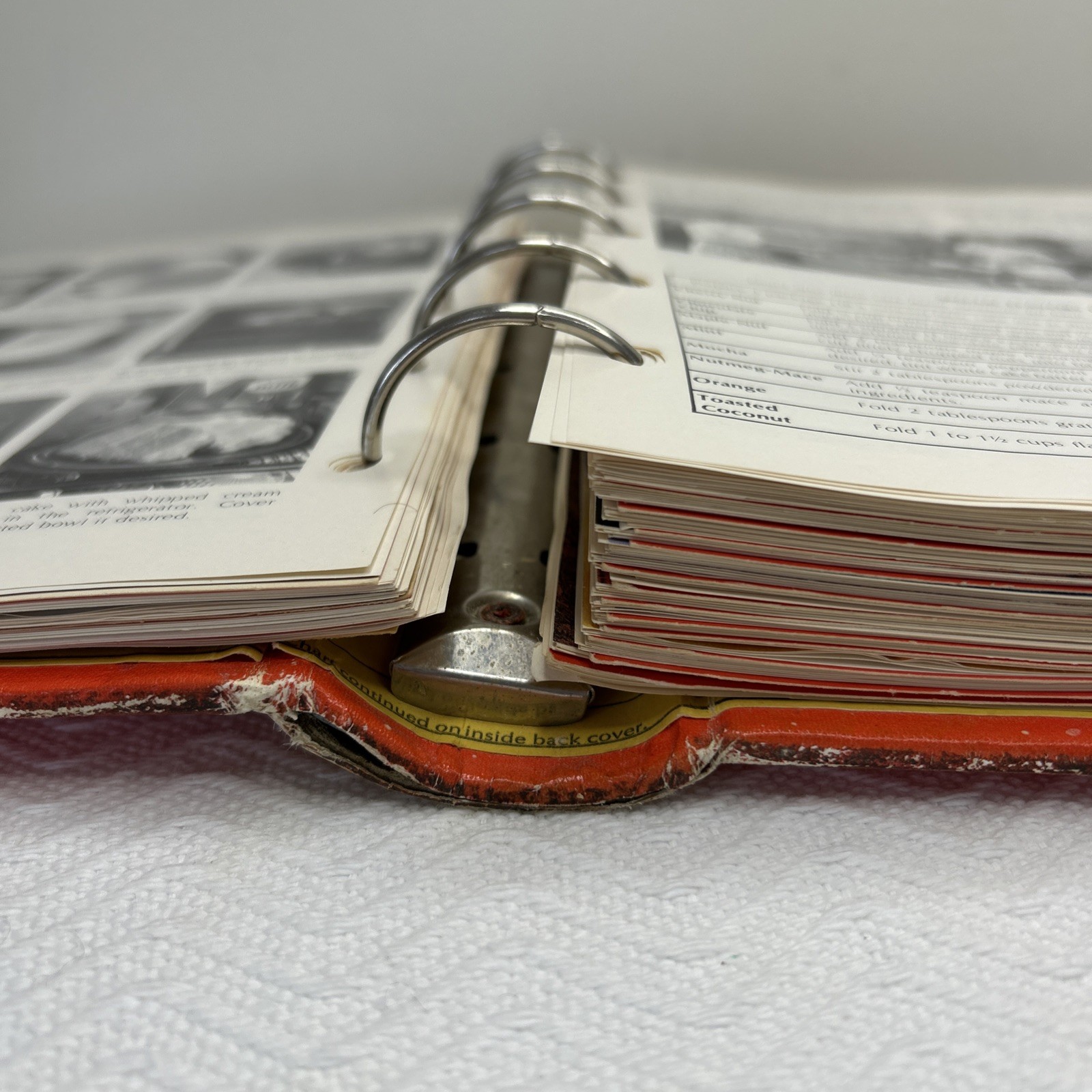 Betty Crocker&rsquo;s Cookbook 1974 Vintage 23rd Printing with 5 Ring Binder