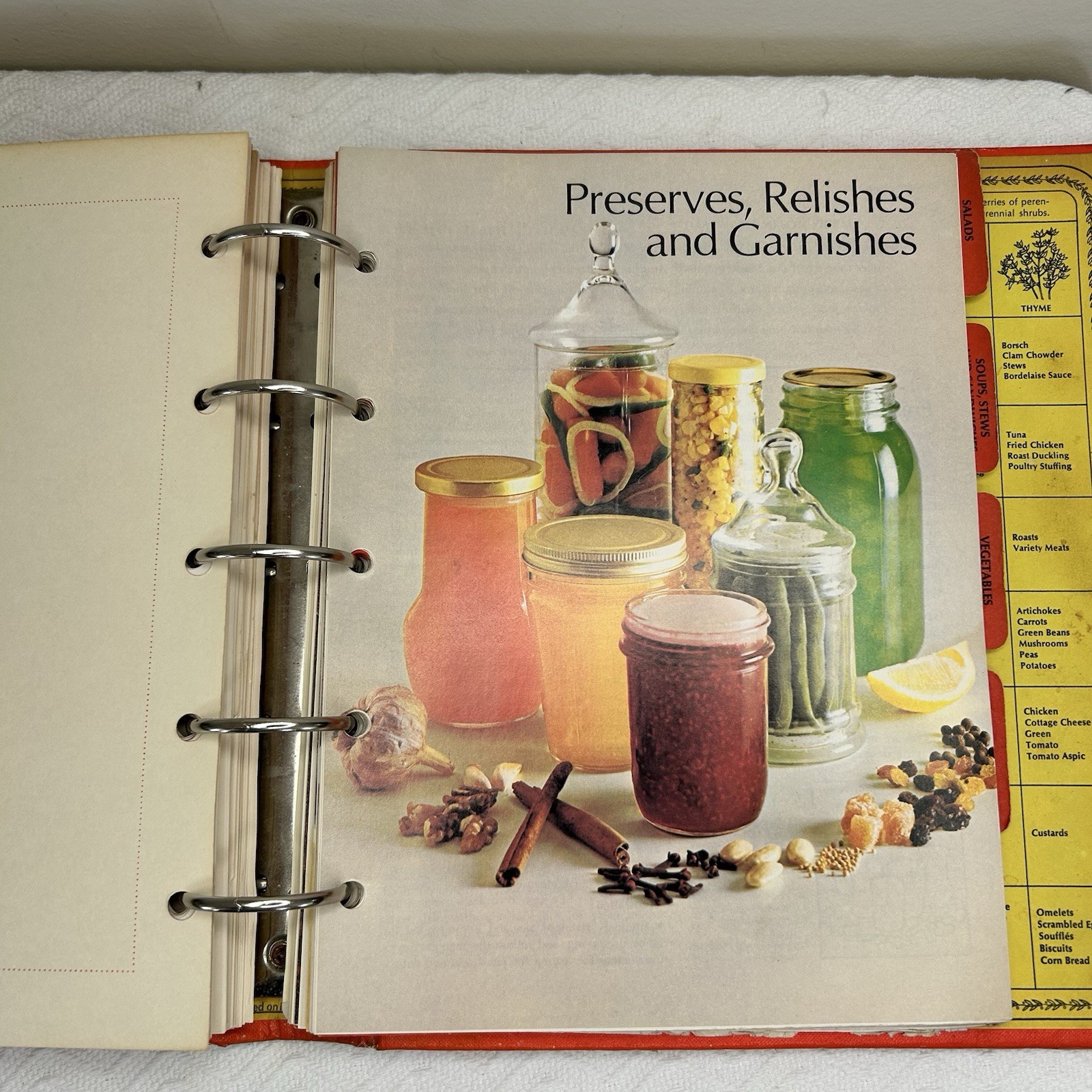 Betty Crocker&rsquo;s Cookbook 1974 Vintage 23rd Printing with 5 Ring Binder