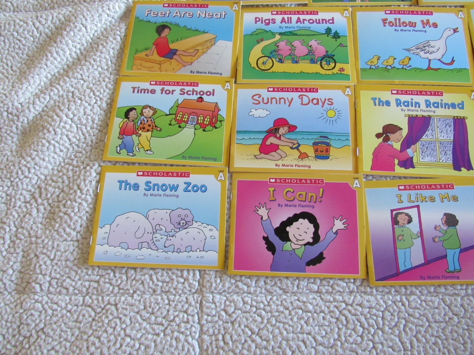 Lot 15-Little Leveled Readers-Scholastic-Maria Fleming-Deborah Schecter-Level A