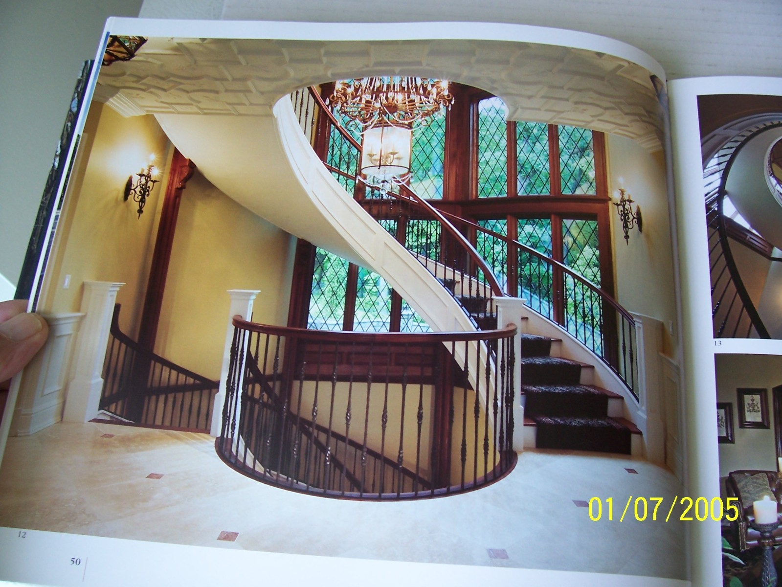 Coffee Table Book: Grand American Home – HB w/DC – 9 1/2&Prime; x 10 1/4&Prime; w/124 Pages